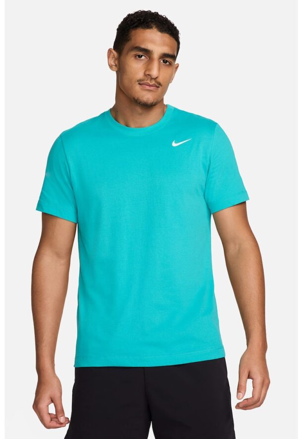 Фитнес тениска с овално деколте и Dri-FIT Nike