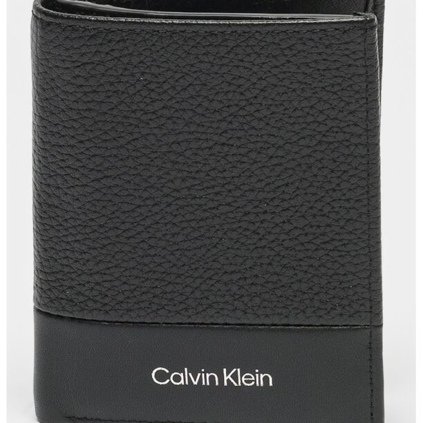 Кожен портфейл с лого CALVIN KLEIN