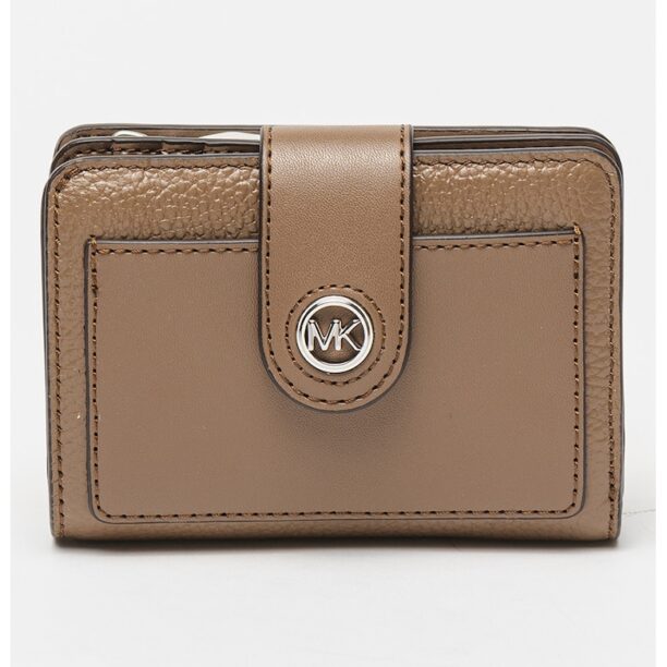 Кожен портфейл с капаче Michael Kors