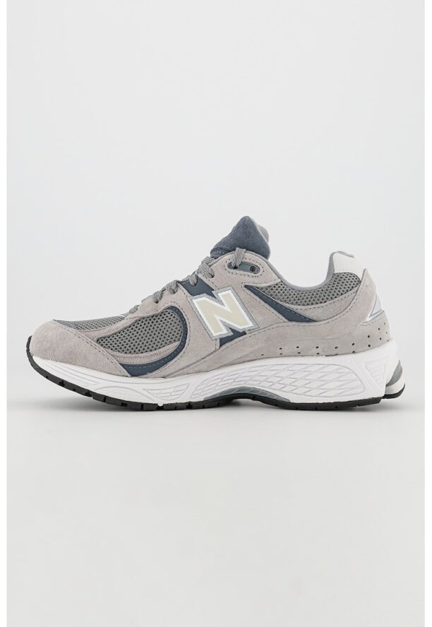 Спортни обувки 2002 R с велур New Balance