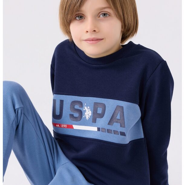 Спортен екип с лого US Polo Assn