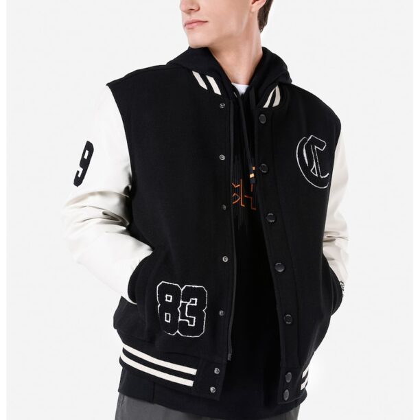 Яке Varsity с капси COLINS