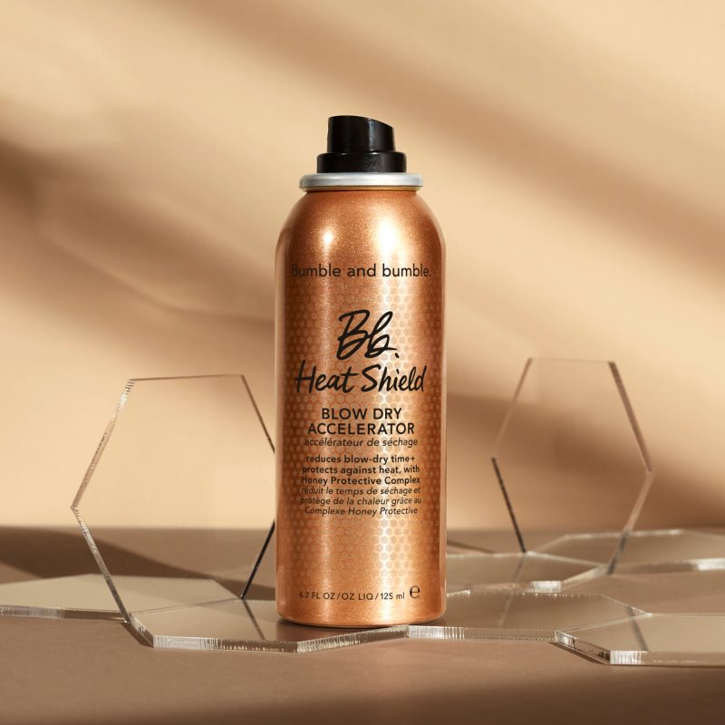 Bumble and bumble Bb. Heat Shield Blow Dry Accelerator защитен спрей за ускоряване на подсушаването със сешоар 125 мл. на ниска цена